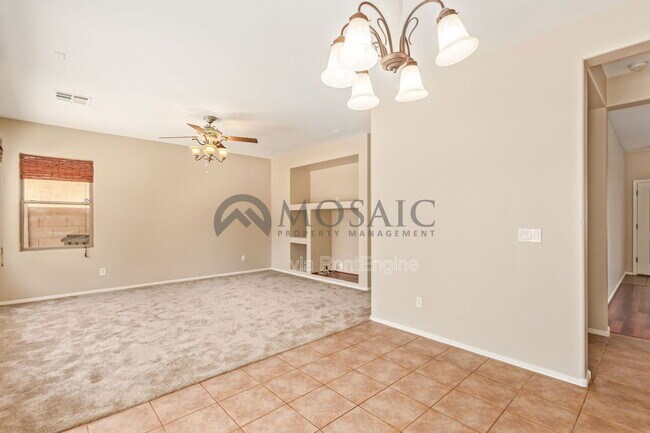 Building Photo - 4540 E Los Alamos St