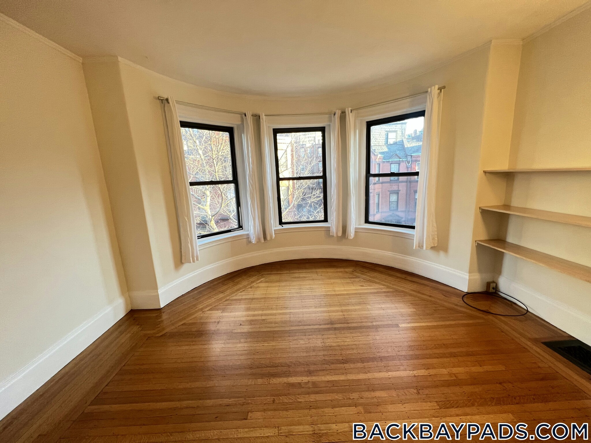 Building Photo - 429 Marlborough St