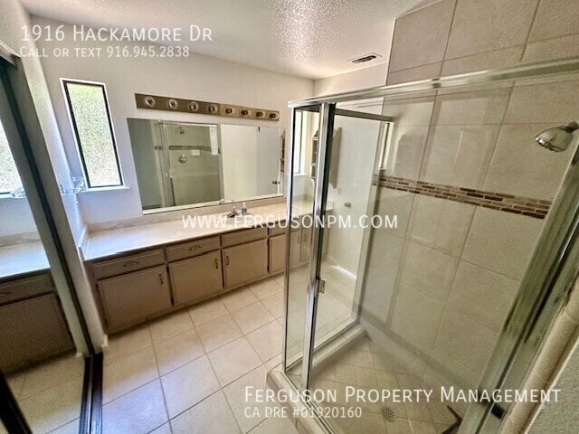 Building Photo - 1916 Hackamore Dr