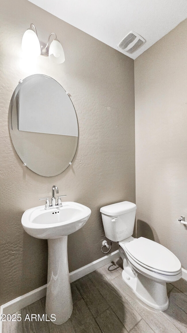 Building Photo - 8851 S 165th Ave