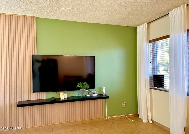 Building Photo - 15408 N 23rd St