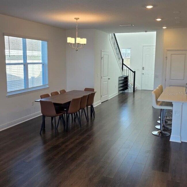 Building Photo - 2068 Asher Ave