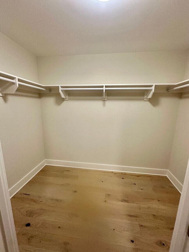 Building Photo - NEW SPECIAL -Navy Yard Luxury 1 Bedroom Co...