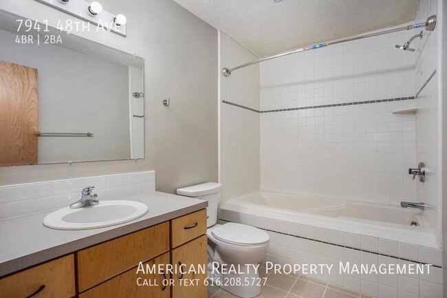 Building Photo - 7941 48th Ave