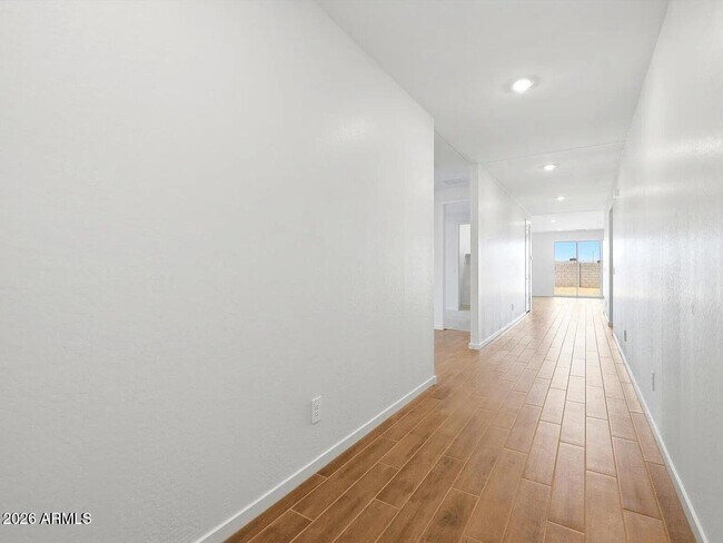 Building Photo - 7760 N 78th Dr