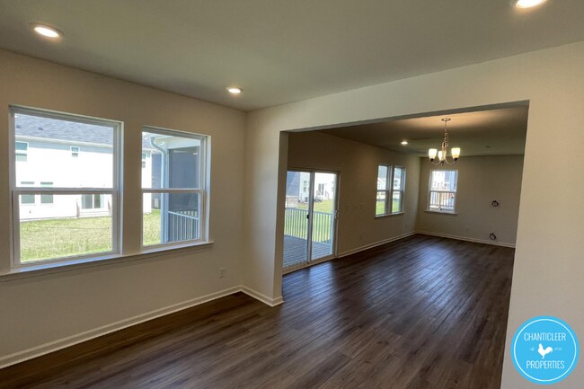 Building Photo - 805 Wagyu Wy
