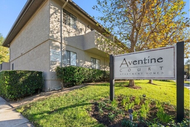 Building Photo - Aventine Court
