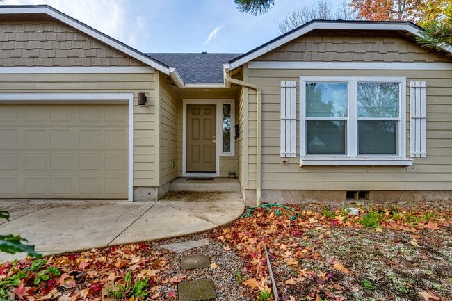 Building Photo - 1526 McKinley St