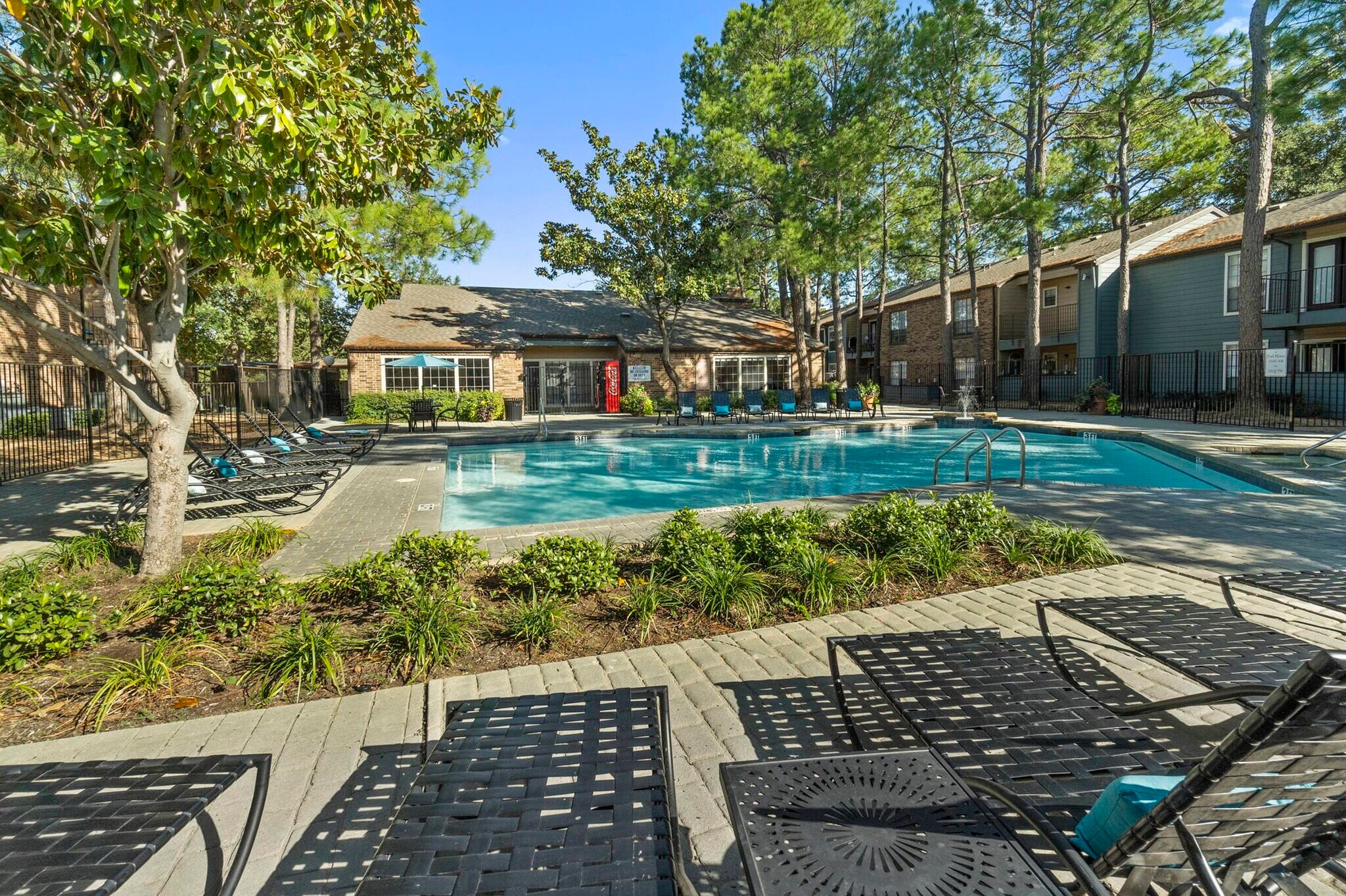Building Photo - 1408 Teasley Ln