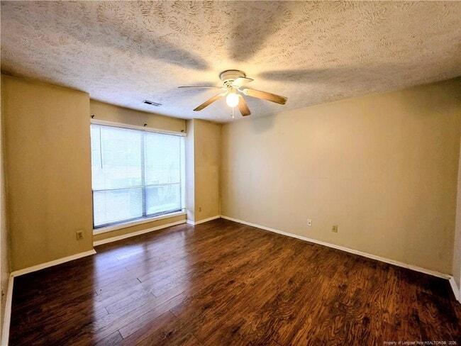Building Photo - 1861 Tryon Dr