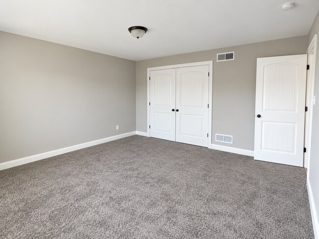 Building Photo - 1106 Southwood Dr