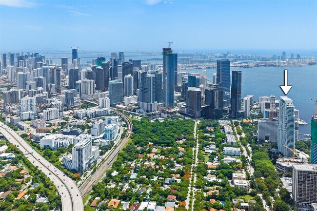Building Photo - 1643 Brickell Ave