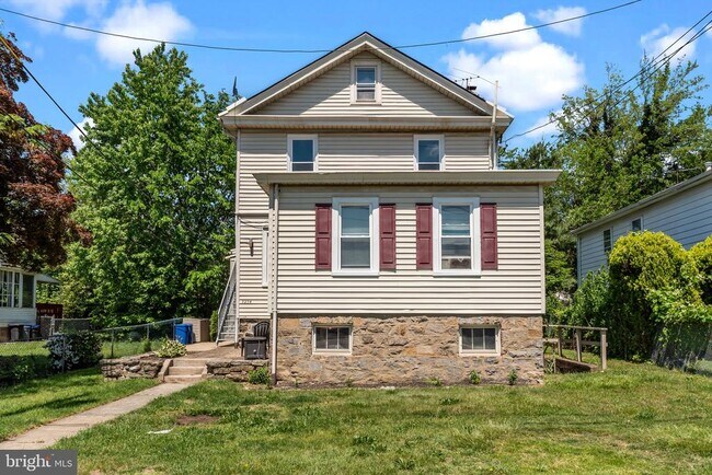 Building Photo - 9234 Walker St