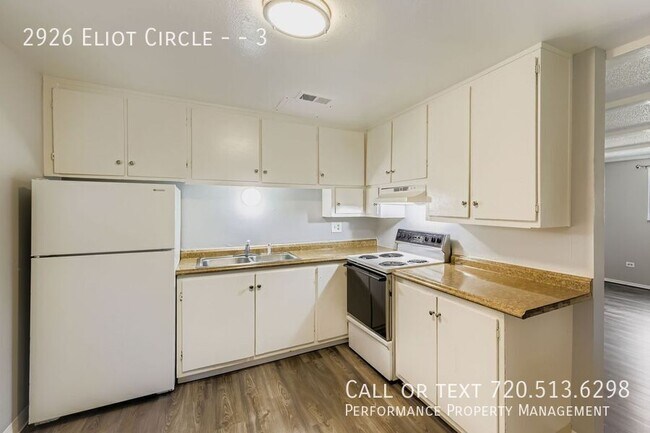 Building Photo - 2926 Eliot Cir