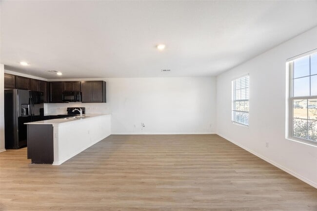 Building Photo - 1125 Largemouth Ln