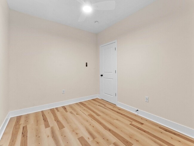 Building Photo - 2430 N 4th St