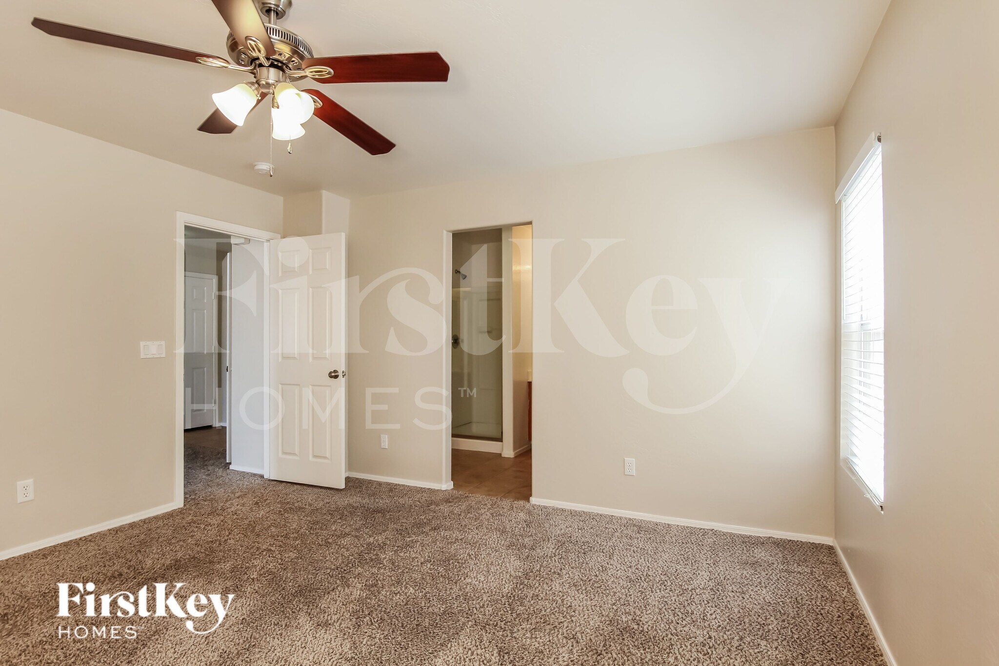 Building Photo - 850 S 223rd Ln