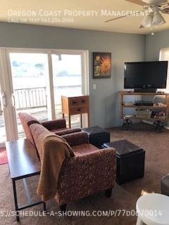 Building Photo - 2bed/2bath home on the river and close to ...