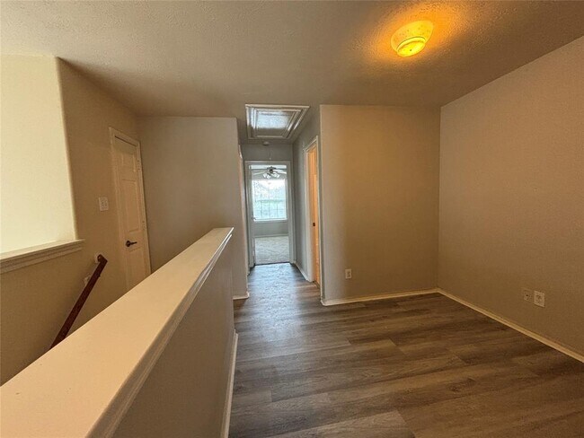 Building Photo - 2710 Maybrook Hollow Ln