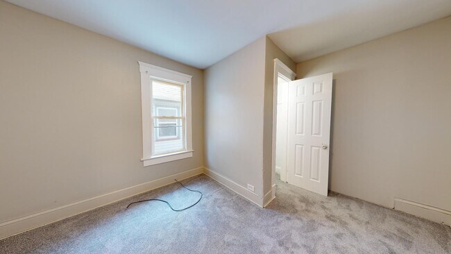 Building Photo - Brooklyn Center - 3 Bedroom Single Family ...