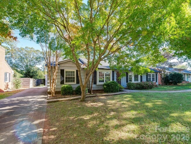 Building Photo - 709 Cooper Dr