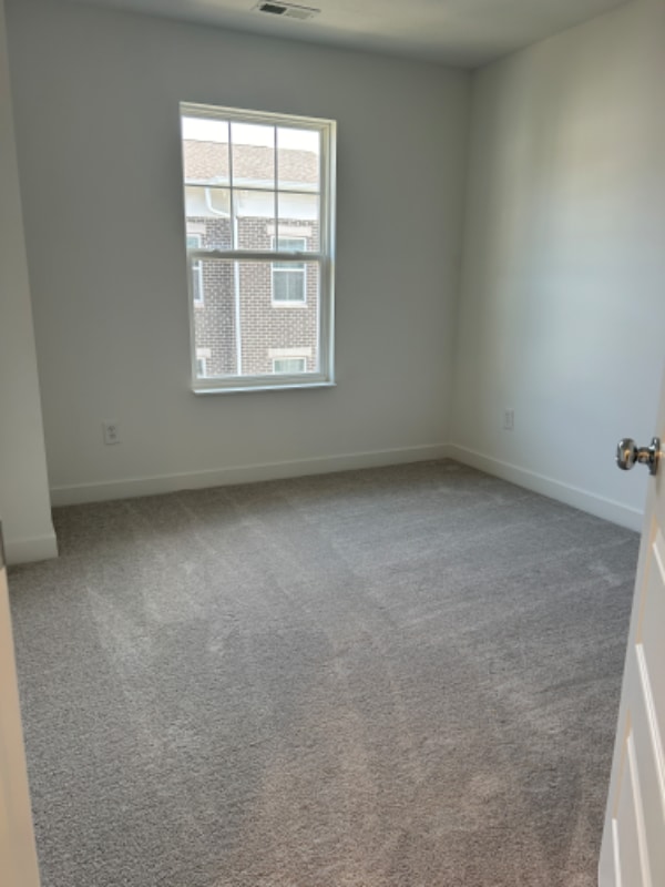Building Photo - 9331 Somerford Dr