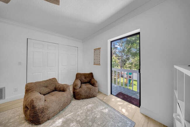 Building Photo - 555 S Gulf Dr