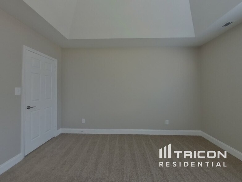 Building Photo - 6807 Ridge Haven Ln