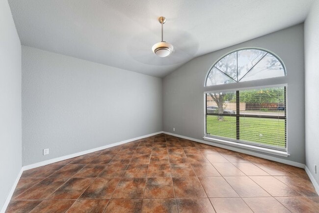 Building Photo - 8778 Serene Ridge Dr