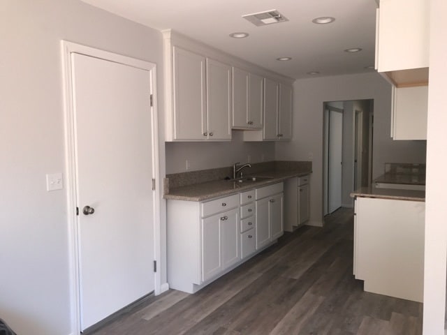 Building Photo - 4618 Collwood Ln