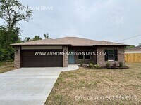 Building Photo - 14501 Baucum Dr