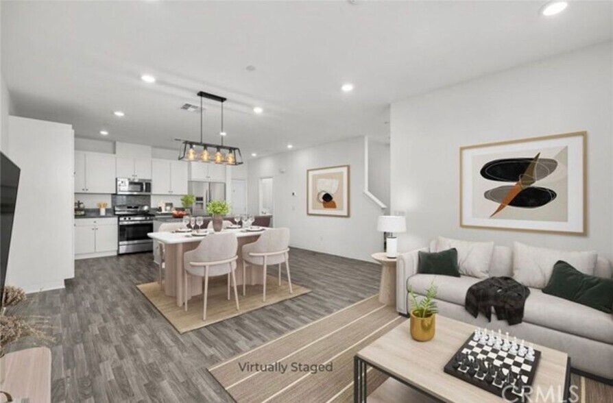 Building Photo - 15928 Lasselle St