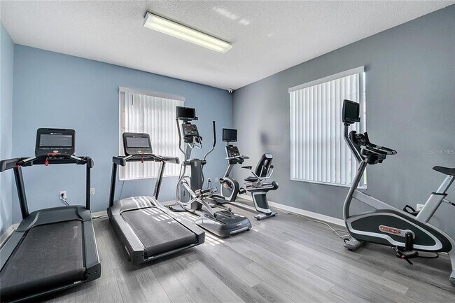 Building Photo - 135 Langham Dr