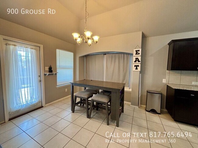 Building Photo - 900 Grouse Rd