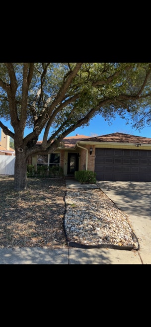 Building Photo - 7302 Fernview