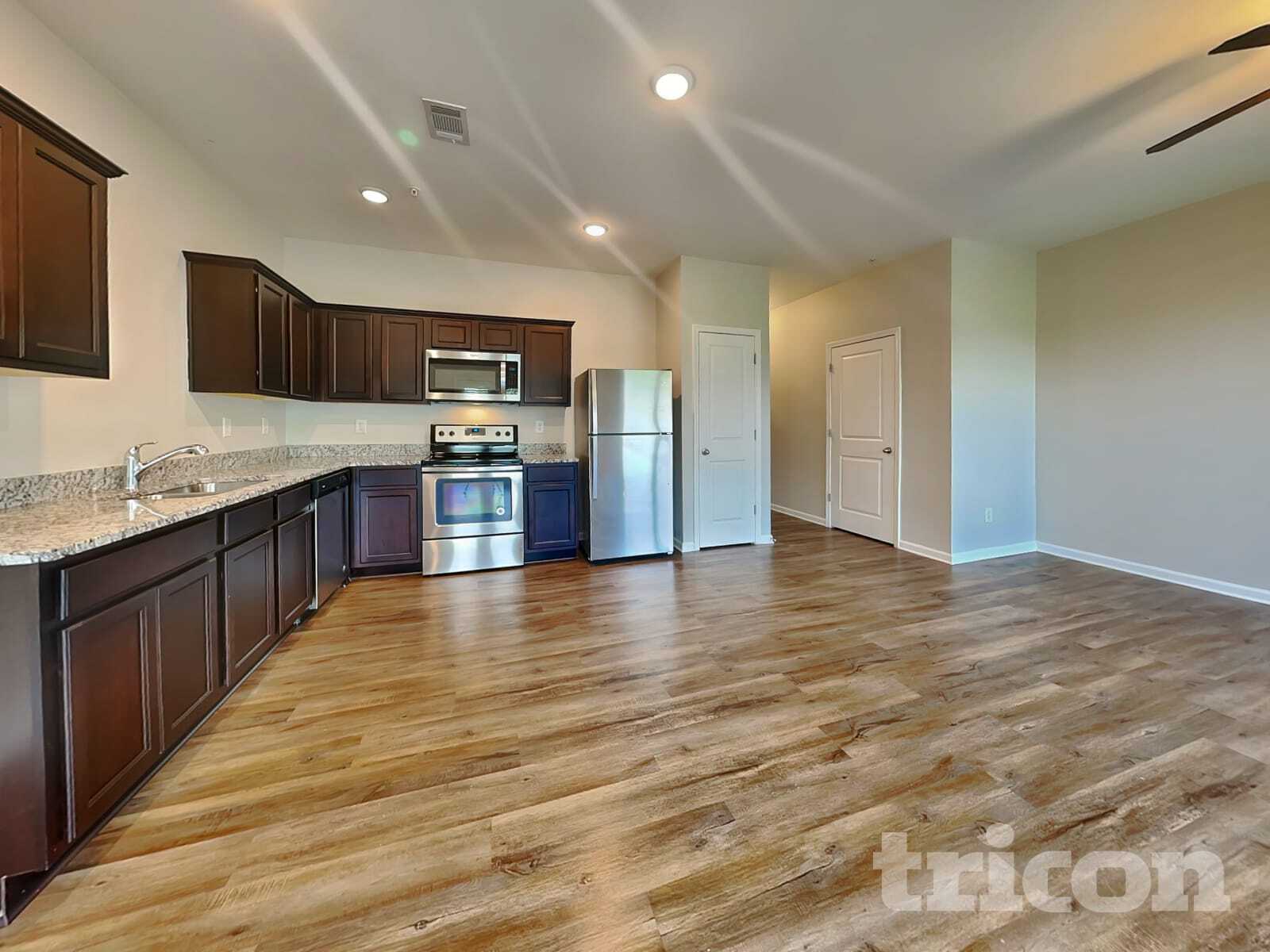 Building Photo - 11946 Fuller St