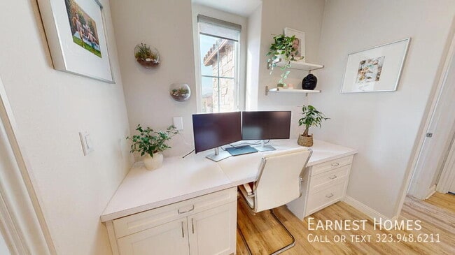 Building Photo - 20607 W Chestnut Cir