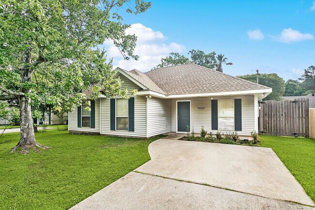 Building Photo - Single Family Home