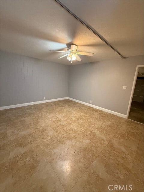 Building Photo - 4561 Mimosa Dr