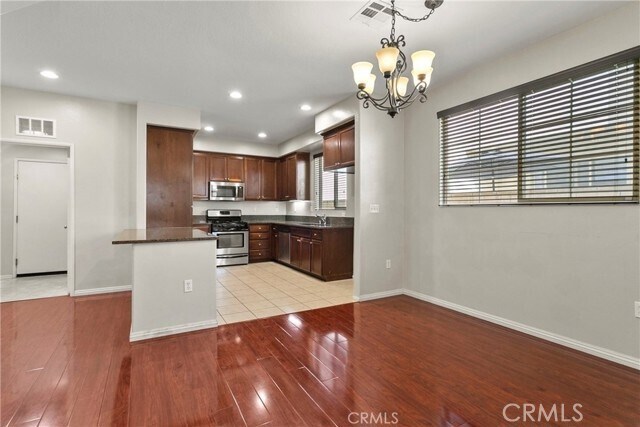 Building Photo - 425 Merced Ct