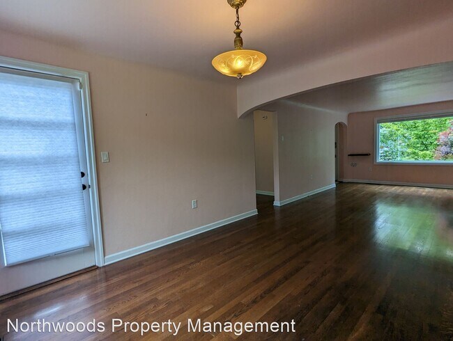 Building Photo - 2 br, 1 bath House - 1675 Washington St