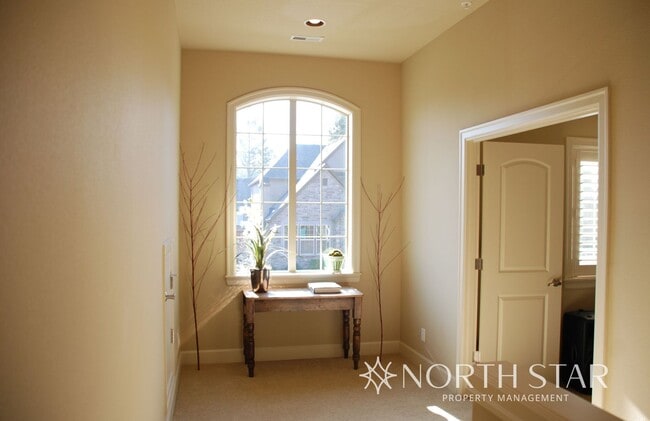 Building Photo - Zen oasis with stunning green space views.