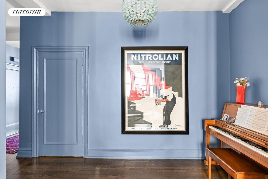 Building Photo - 525 W End Ave