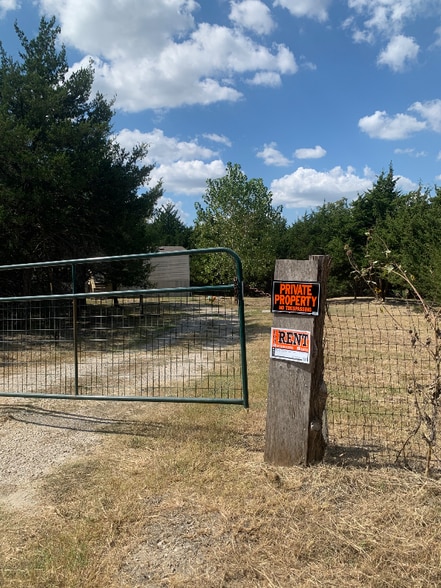 Primary Photo - 323 Co Rd 4519