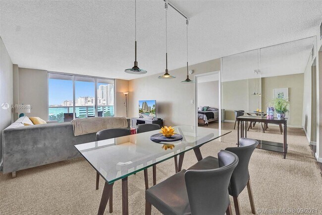 Building Photo - 3800 S Ocean Dr