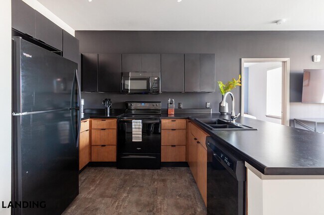 Building Photo - 2621 S Jefferson Ave