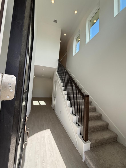 Building Photo - 6423 Serenity Terrace Dr