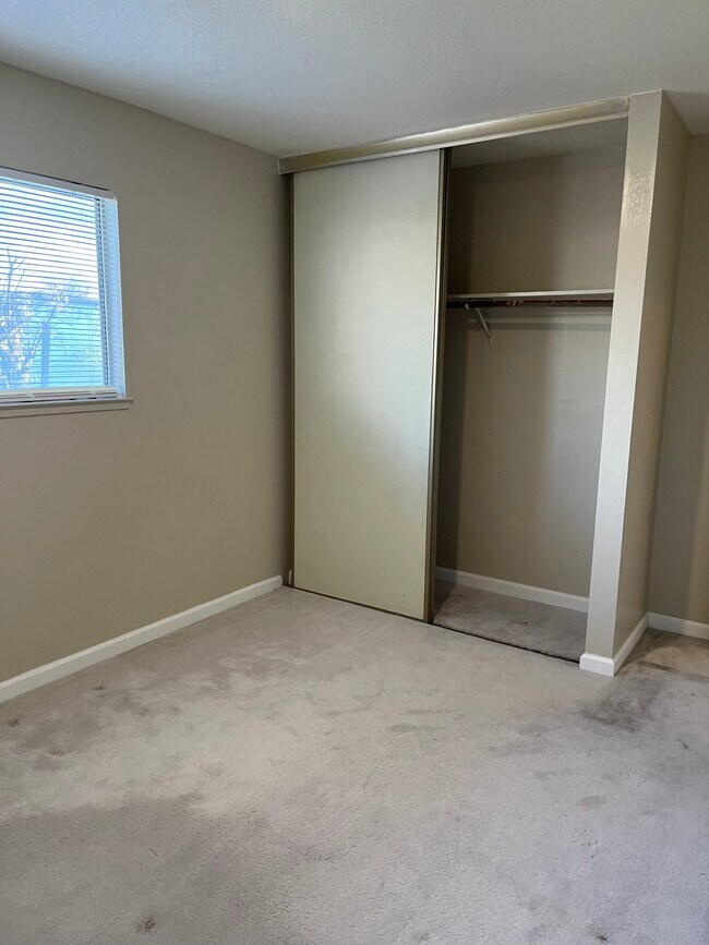 Building Photo - 3164 Brandywine Dr