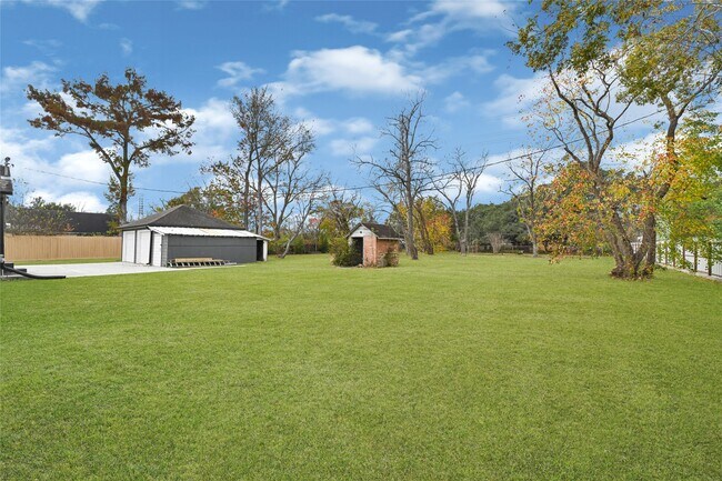 Building Photo - 7403 Cayton St