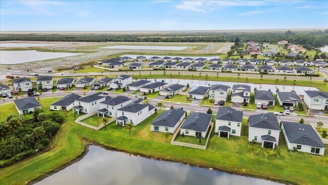 Building Photo - 1338 Colebrook Cir SW